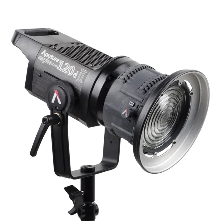 Aputure LS C120D II 고색재현 CRI 96 라이트 스톰 내추럴 화이트 라이트 5500K COB LED 스튜디오 비디오 라이트, 2.4GHz 무선 리모컨 및 컨트롤 박스 포함