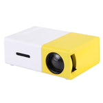 YG-300 0.8-2M 24-60인치 400-600 루멘 LED 프로젝터 HD 홈 시어터 3-in-1 비디오 변환 케이블 및 리모컨 포함, 크기: 12.6 x 8.6 x 4.6 cm, EU 플러그