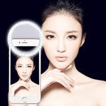 아이폰, 갤럭시, 화웨이, 샤오미, LG, HTC 및 기타 스마트폰용 충전 셀피 뷰티 라이트, 조절 가능한 클립 및 USB 케이블 포함