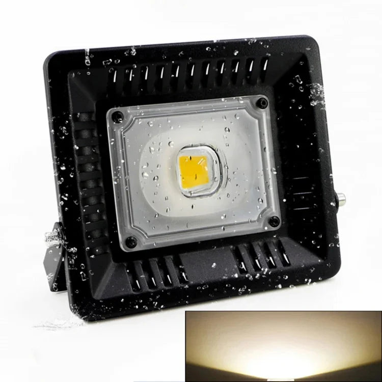 광속: > 2400LM, 역률 > 0.9, 연색성 > 80, AC 90-140V