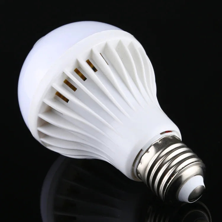 E27 7W 16 LED SMD 5730 450LM 적외선 모션 센서 LED 전구, 센서 거리: 4-6m, AC 220V, E27 7W 백색광