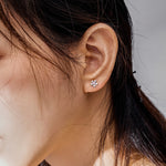 스털링 실버 플라워 귀걸이 S925 기품 있는 심플 지르콘 귀걸이, SCE784