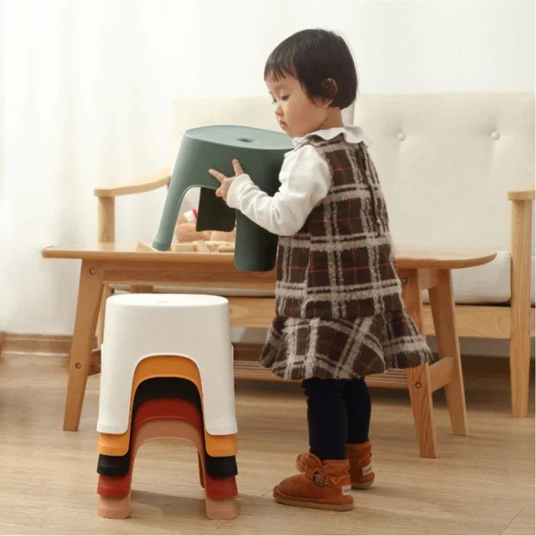 가정용 욕실 줄 의자 플라스틱 의자 두꺼운 낮은 의자 사각 의자 작은 벤치, 단풍 노랑 어린이용, 레트로 레드 어린이용, 연두색 어린이용, 검정 어린이용, 분홍 성인용, 단풍 노랑 성인용, 우유 흰색 성인용, 검정 성인용