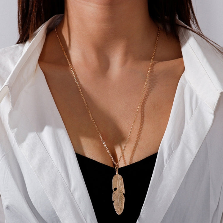 Simple Classic pendant Necklace Feather Necklace Long Sweater Chain Jewelry choker Necklace for Women, Gold, Silver